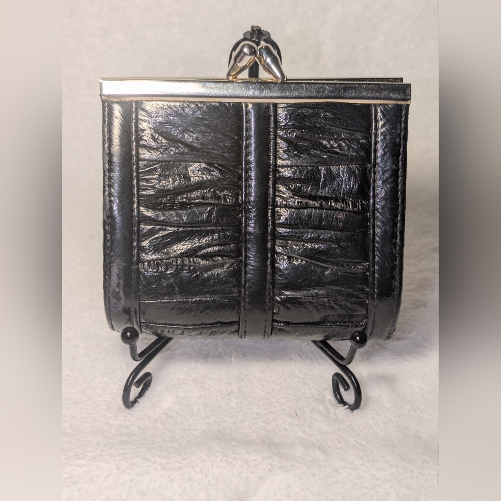💋Vintage💋 80s Kiss Lock Eel Skin Coin Purse